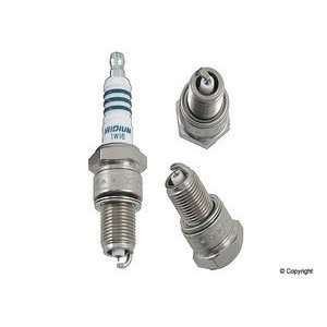  4 New DENSO Iridium Spark Plugs IW20 # 5306 Automotive