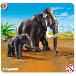  Playmobil 5105   Woolly Mammoth with Baby Toys & Games