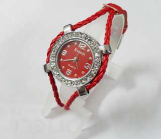   Classic women‘s leather quartz Wrist Watches clock hour  