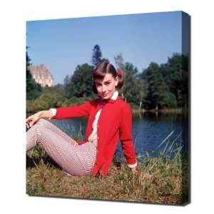  Hepburn, Audrey (Love in the Afternoon)_03   Canvas Art 