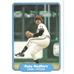  1982 Fleer # 559 Pete Redfern Minnesota Twins Baseball 