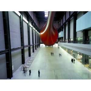  Tate Modern, the Turbine Hall with Anish Kapoor Sculpture 