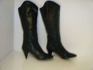 GLORIA VANDERBILT Fashion Women Boots Size 5.5 M Used  