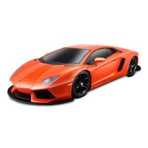  Maisto 1/10 R/C Lamborghini Aventador LP: Toys & Games