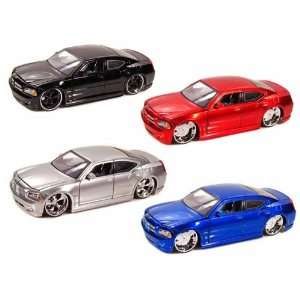  2006 Dodge Charger R/T Hemi 1/24 Mass Set of 4: Toys 