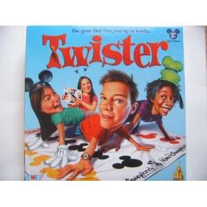  Disney Theme Park Edition Twister Toys & Games