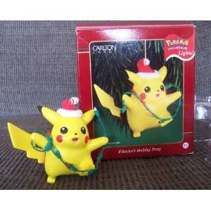  Pikachus Holiday Party Ornament   Carlton Cards 