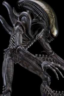 Giger Alien Painted Statue not Predator AVP  