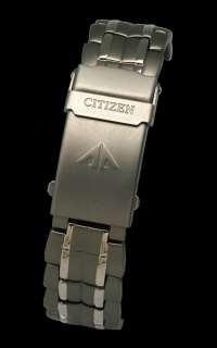 crown case thickness 11mm bracelet width 17mm total length 210mm