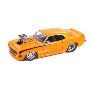  1969 Chevy Camaro Z/28 Blown 1/24 Metallic Orange: Toys 