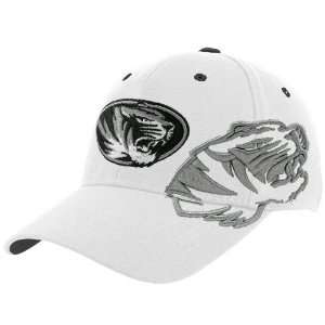   the World Missouri Tigers White Bootleg One Fit Hat: Sports & Outdoors
