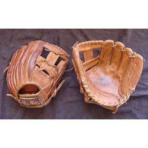  Roy Hobbs Left Handed 11 3/4 Pitchers Glove Sports 