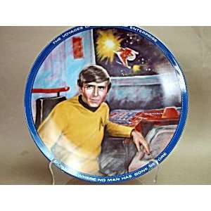  Star Trek Collector Plate: Ensign Chekov: Home & Kitchen