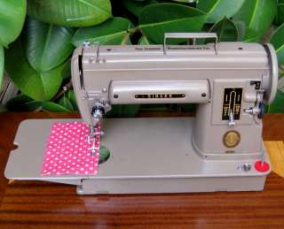 Pretty 1951 Singer Model 301 (301A) Sewing Machine   Featherweight Big 