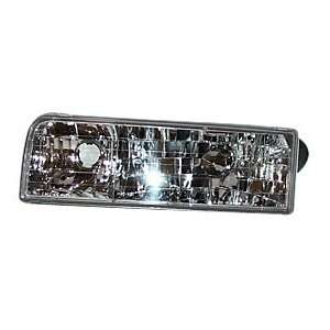   20 5144 00 Lincoln Town Car Driver Side Headlight Assembly Automotive