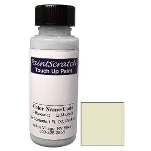 Oz. Bottle of Ultra Silver Metallic Touch Up Paint for 2011 Hyundai 