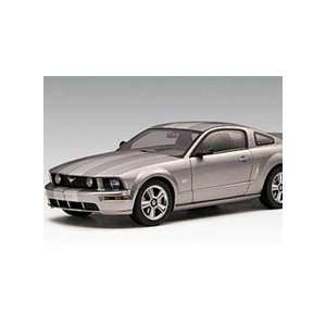  Mustang GT 2005 Die Cast Model   LegacyMotors Scale Model 