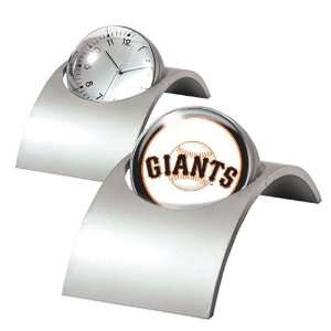  San Francisco Giants MLB Spinning Desk Clock: Sports 