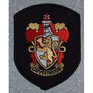  HARRY POTTER House of GRYFFINDOR Robe Logo Patch 