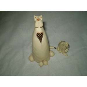  Williraye Cat with Heart on Chest Double Figurine