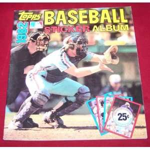   Baseball Stickers Yearbook Album   Gary Carter