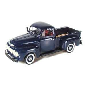  1951 Ford F 1 Truck 1/18 Blue: Toys & Games