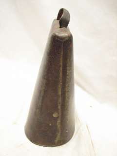 ANTIQUE LARGE ANIMAL COW BELL EARLY PRIMITIVE AGRICULTURAL DECORATIVE 