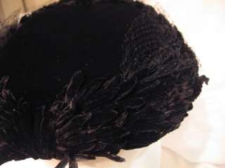 Vintage Kaufmanns Forecast Black Velvet Pillbox Hat With Veil  