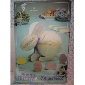   1986 Hallmark Easter Bunny Rabbit Honeycomb Centerpiece Toys & Games
