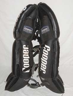 YOUTH HOCKEY GOALIE COOPER REACTOR 32 LEG PADS  PROTECTIVE EQUIPMENT 