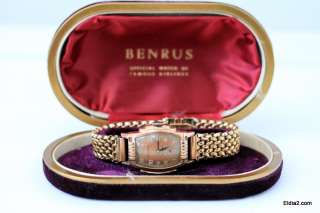 Vintage Benrus wrist watch working fine  