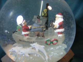 LIGHTED CRYSTAL MUSICAL WATER GLOBE PLAYS HAVE YOURSELF A MERRY LITTLE 