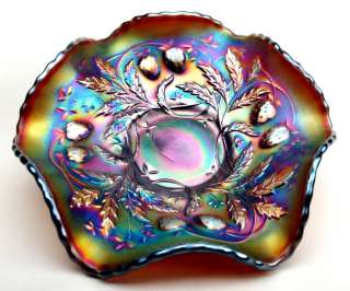   STRAWBERRY by NORTHWOOD ~ AMETHYST CARNIVAL GLASS BERRY BOWL ~ MINT