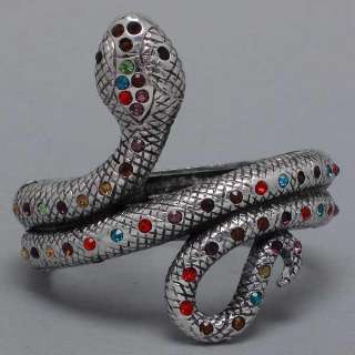 absolutely beautiful bracelet costume jewelry this is an amazing 