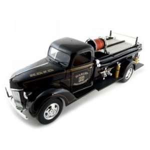    1940 Ford Fire Truck Harley Davidson 116 Highway 61 Toys & Games