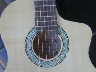 Thin Body Flamenco Acoustic Guitar (Spruce Top)  