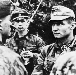VINTAGE 1939 1945 SWISS MENS WATCH REVUE SPORT D199272H GERMAN 