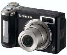FujiFilm FinePix E900 Digitalkamera  Kamera & Foto
