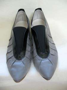 COLLECTION PRIVEE? Gray & Black Flat Shoes WORN ONCE 9  