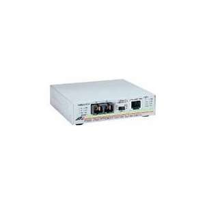  Allied Telesis AT FS202 90 Fast Ethernet Media Converter 
