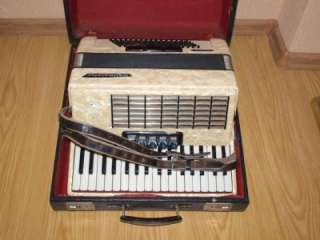   ACCORDION WELTMEISTER STELLA White Pearl 80 BASS with Case  