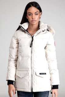 nylon fill 100 % white duck down dry clean only made in canada $ 615 