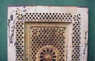   VICTORIAN CAST IRON FIRE PLACE SUMMER COVER ~ SCREEN ~ NICE ~ 1 OF 2