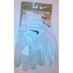   : Nike Magnigrip CL Team Code Football Gloves (S): Sports & Outdoors