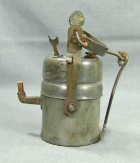 ANTIQUE MINING MINERS SAFETY LAMP FROG CARBIDE LANTERN  