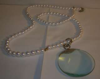 BRAND NEW MAGNIFIER PENDANT NECKLACE QUALITY FAUX PEARLS 36 INCHES 