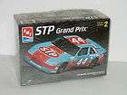 AMT 6892 STP Pontiac Grand Prix #44 NASCAR 125 Kit Sea