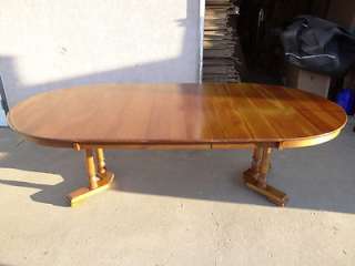 stickley solid cherry round oval pedestal dinning room table  